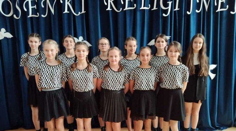Zespół Wokalny "Ósemka" przy SP 8 w Nowym Sączu