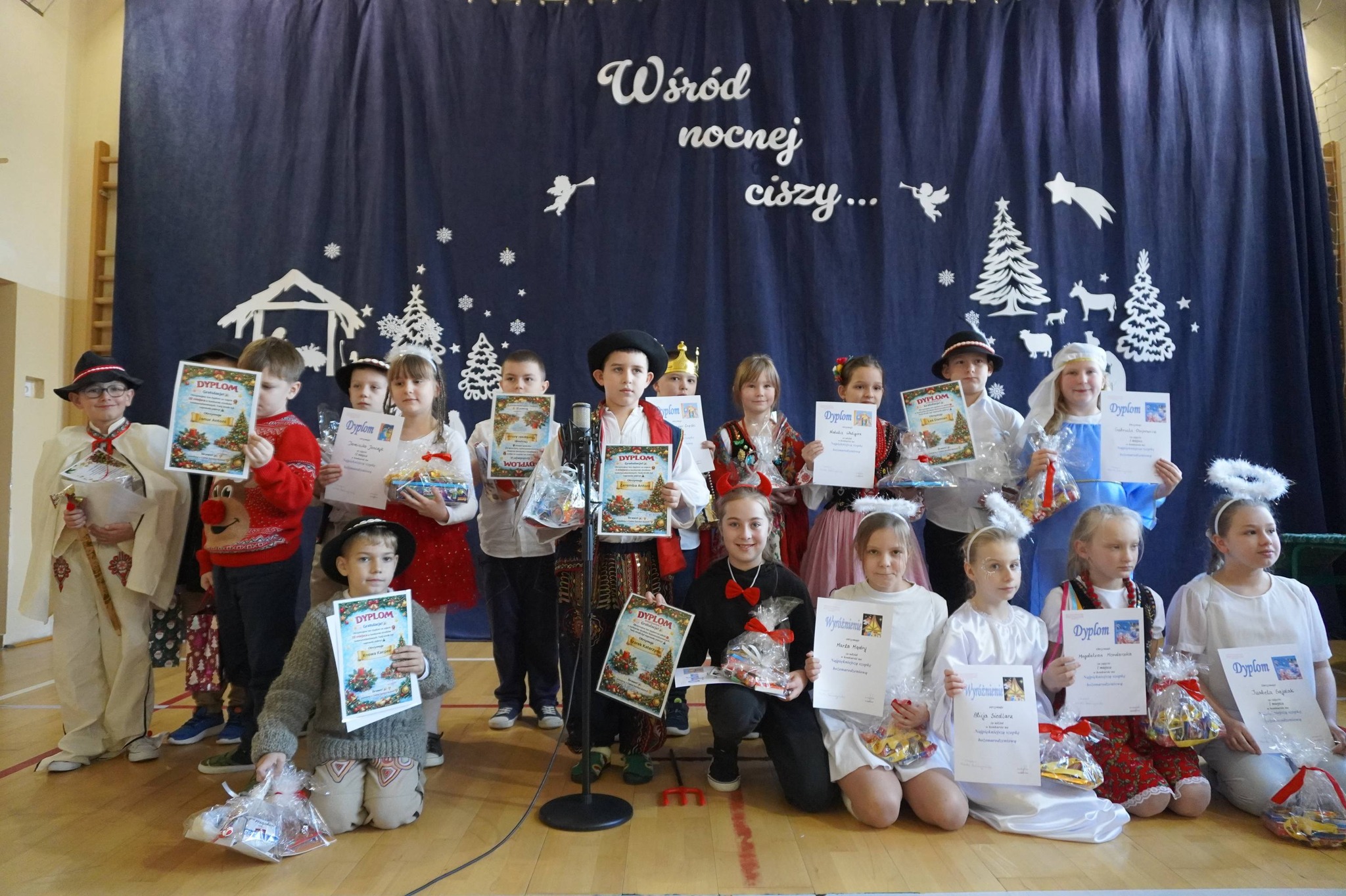 Read more about the article Rozstrzygnięcie konkursów o tematyce świątecznej