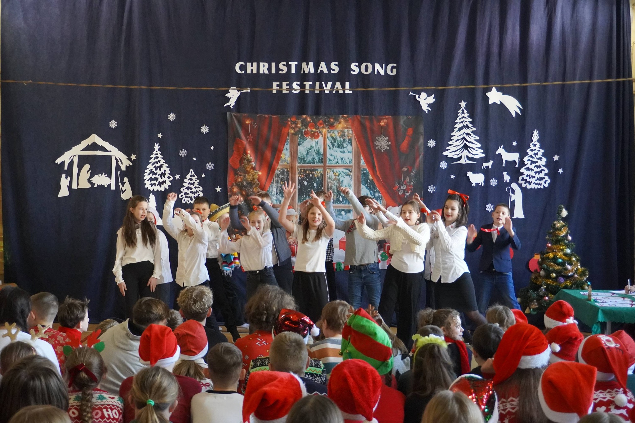 Read more about the article Christmas Song Festival