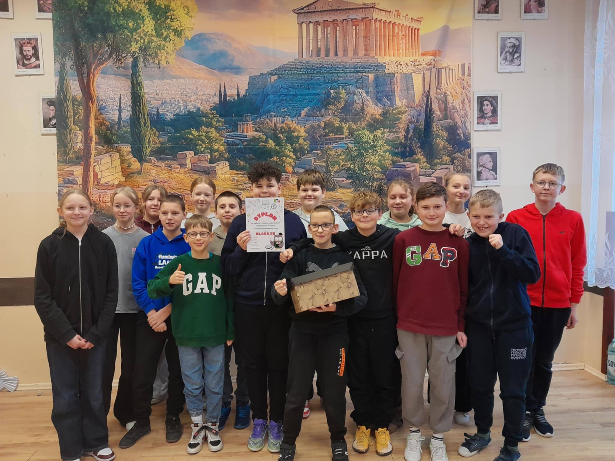 Read more about the article Nagrody dla klas z wysoką frekwencją